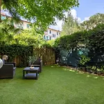 Intero Appartamento Con Giardino