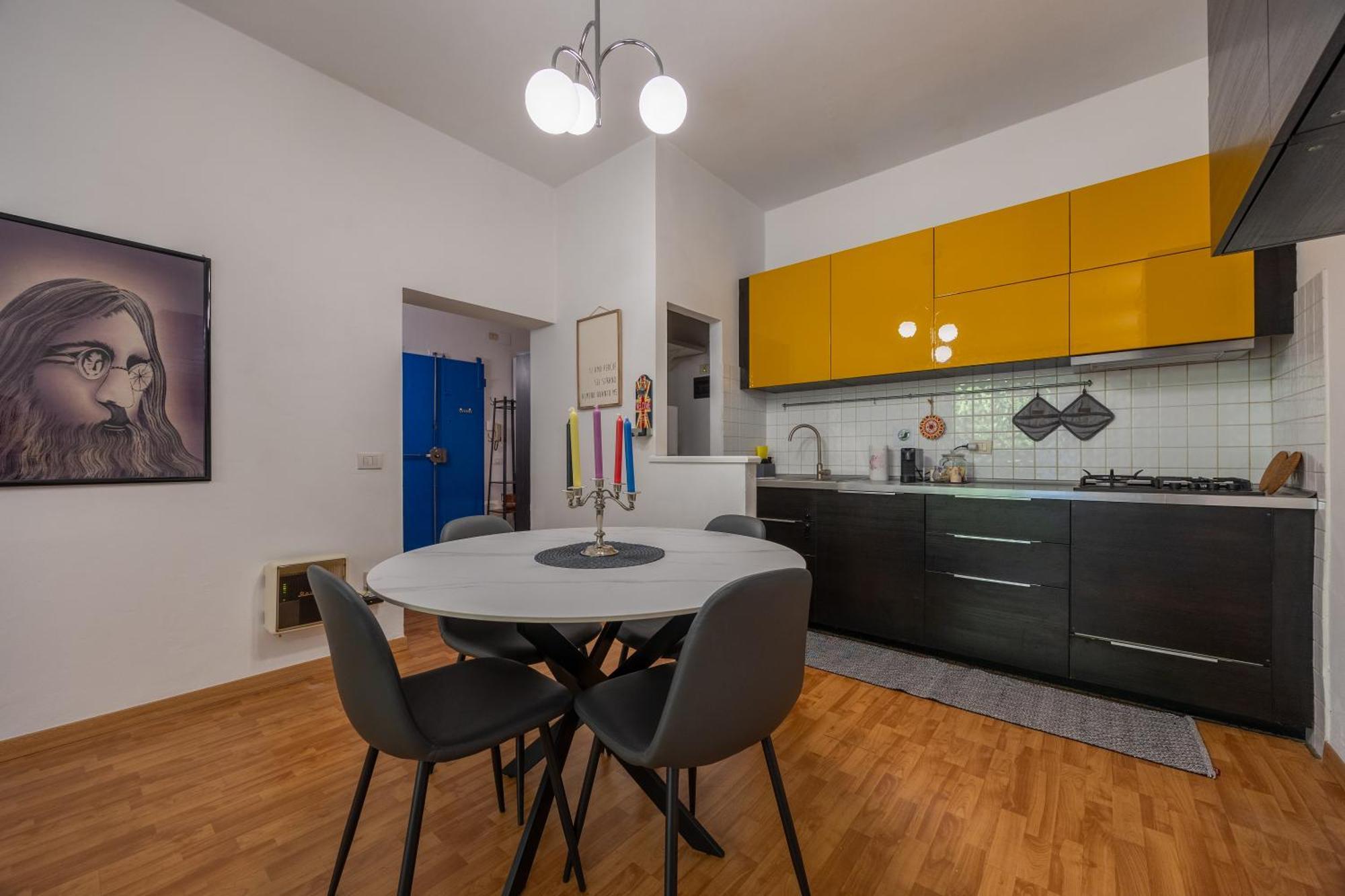 Intero Con Giardino Apartamento